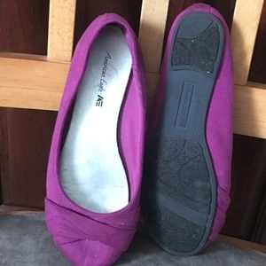 American Eagle girls flats